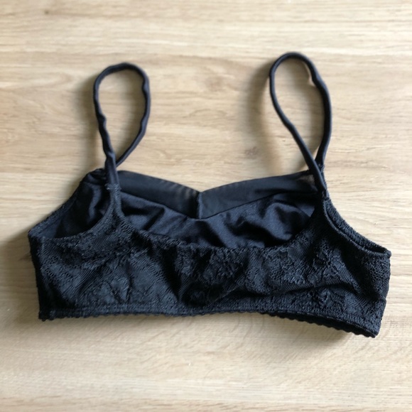 Lace bra top - Picture 3 of 3